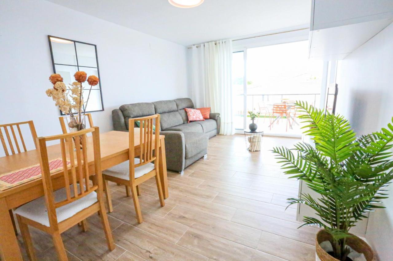 Rosa Dels Vents Only Families Apartment Кембрилс Екстериор снимка